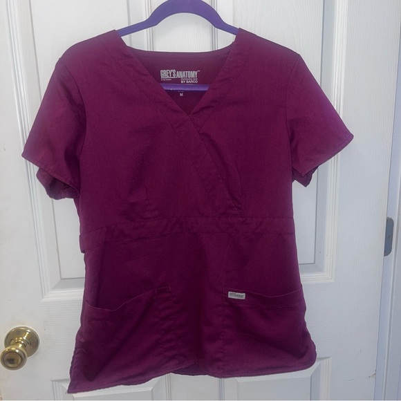 Grey's Anatomy Women's Burgundy V-Neck Scrub Top/b1102 - Picture 1 of 4